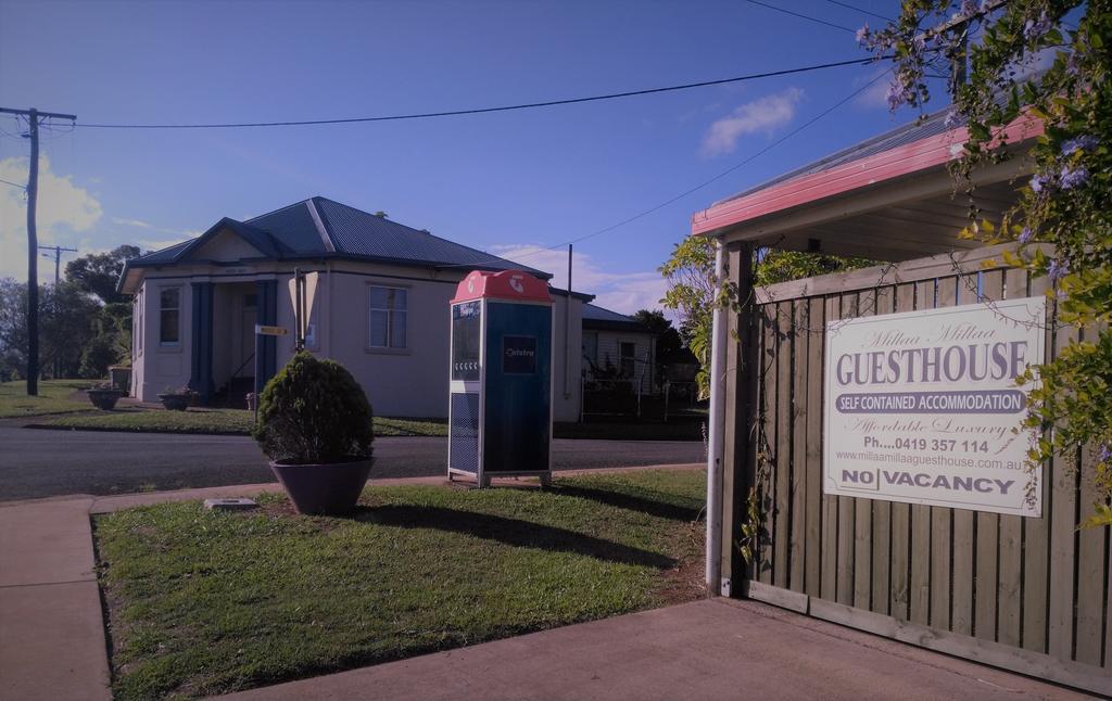 Millaa Millaa Hotel Exterior photo